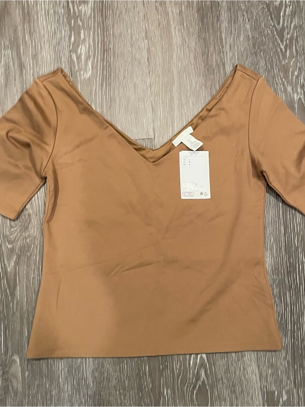 H&M Camel V-Neck Short Sleeve Crop Top